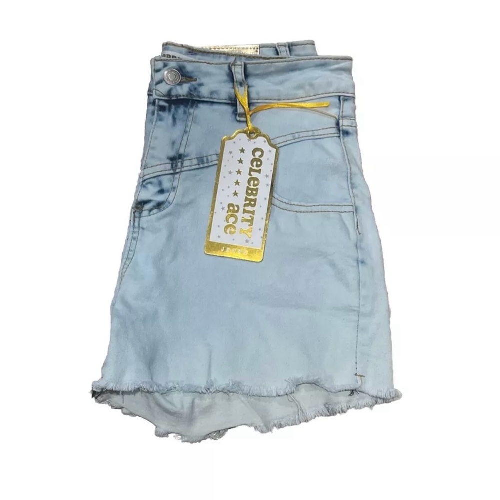 Celebrity Ace Denim Shorts Size 7/28